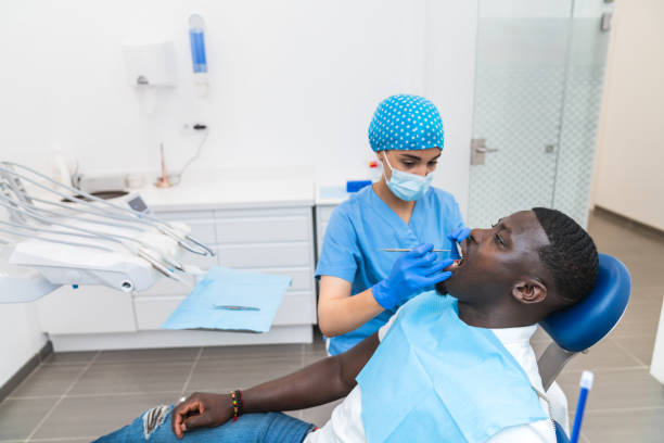 Best Emergency Tooth Extraction in Claude, TX